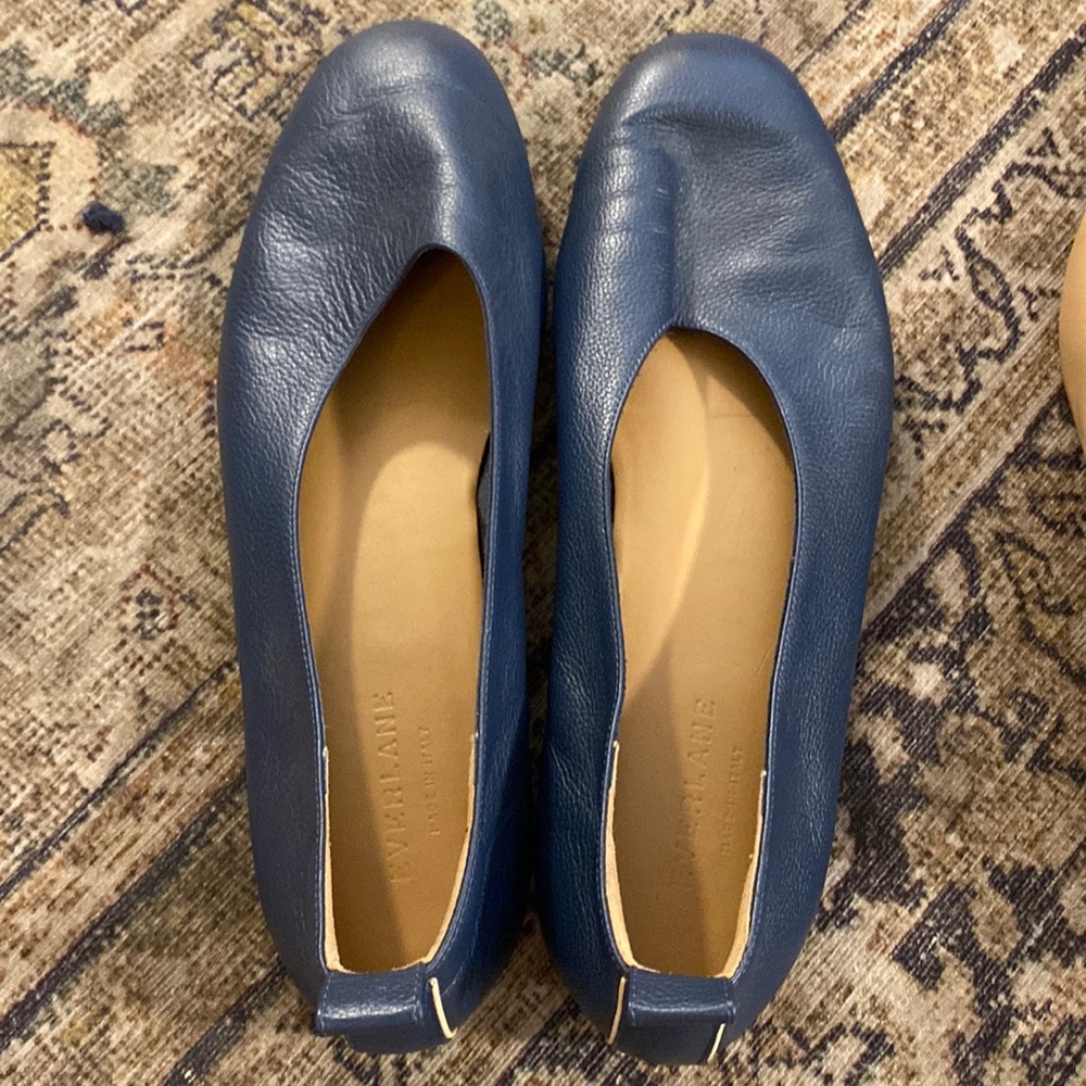 Everlane The Italian Leather Day Glove flats
